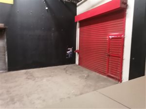 1600 m² Industrial space in Springs Central