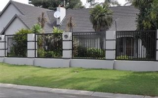 4 Bedroom House in Lakefield