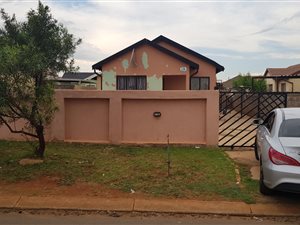 3 Bed House in Dawnpark