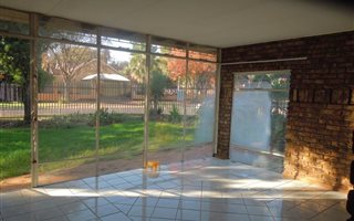 3 Bedroom House in Garsfontein