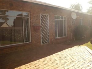 3 Bed House in New State Area