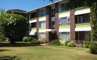 2 Bedroom Apartment in Meadowridge