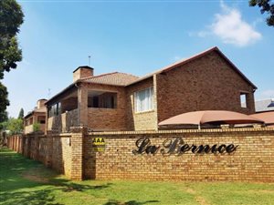 2 Bed Apartment in Beyers Park