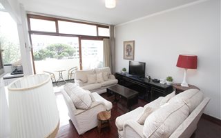 2 Bedroom Apartment in Claremont Upper