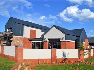 3 Bed House in De Land Estate