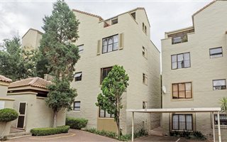 2 Bedroom Apartment in River Club