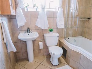 3 Bed House in The Orchards