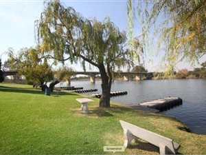 400 m² Land available in Riverspray Lifestyle Estate