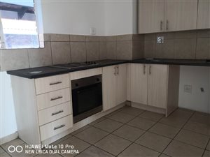 2 Bed Apartment in Kempton Park Central