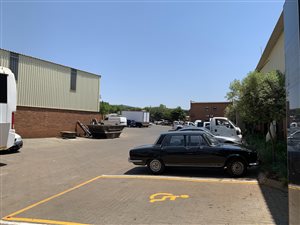 780 m² Industrial space in Monavoni