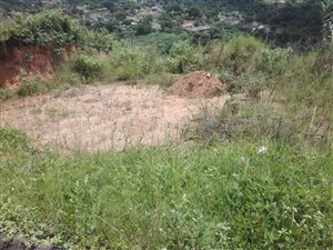 4500 m² Land available in Kloof