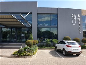 354 m² Commercial space in Hatfield