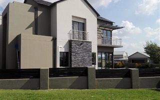 4 Bedroom House in Copperleaf