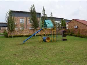 2 Bed Apartment in Theresa Park