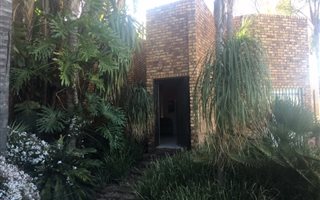240 m² Commercial space in Zwartkop