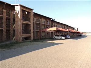2 Bed Townhouse in Comet