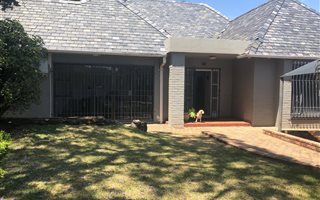 250 m² Commercial space in Bramley
