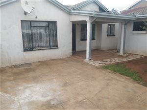 2 Bed House in Vosloorus