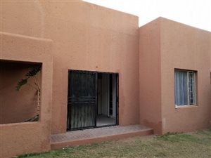 Bachelor apartment in Centurion CBD