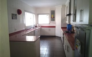 3 Bedroom House in Breaunanda