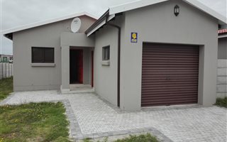 3 Bedroom House in Fairview