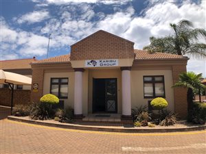 70 m² Commercial space in Highveld