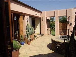 4 Bed House in Poortview