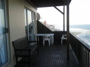 2 Bed Apartment in Umdloti Beach