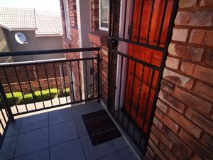 2 Bed Flat in Daspoort
