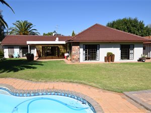 4 Bed House in St Helena