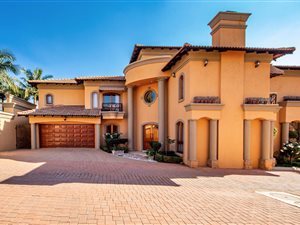 4 Bed Cluster in Bedfordview