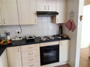 2 Bed Cluster in Vanderbijlpark CE1