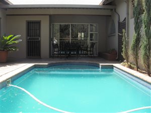 2 Bed House in Waterkloof