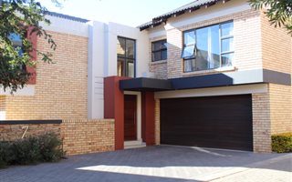 4 Bedroom House in Meyersdal