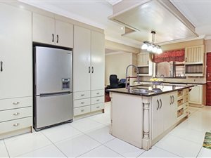 4 Bed House in Raumarais Park