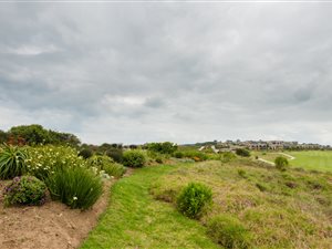 1140 m² Land available in Oubaai and surrounds