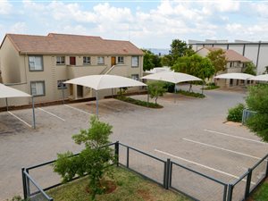2 Bed Cluster in Hazeldean (Silverlakes Surroundings)