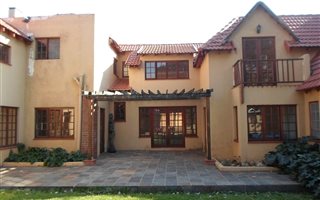 5 Bedroom House in Observatory