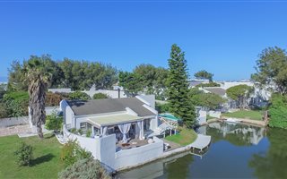 3 Bedroom House in Marina Da Gama