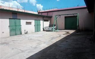 350 m² Commercial space in Turffontein