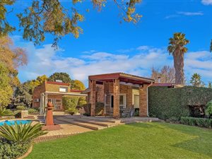 4 Bed House in Alphen Park