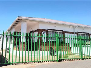 3 Bed House in Bezuidenhout Valley