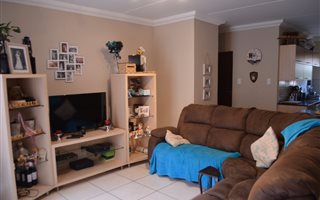 2 Bedroom Townhouse in Nimrod Park