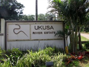 589 m² Land available in Sea Park