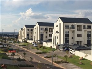 3 Bed Apartment in Greenstone Hill