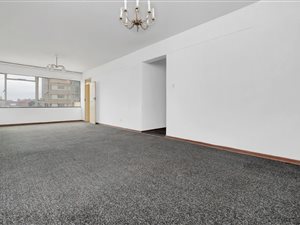 2 Bed Apartment in Parktown