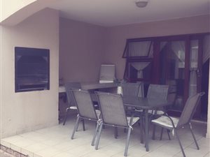 2 Bed Apartment in Ruimsig
