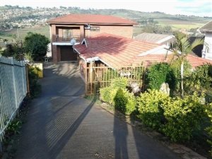 5 Bed House in Orient Heights