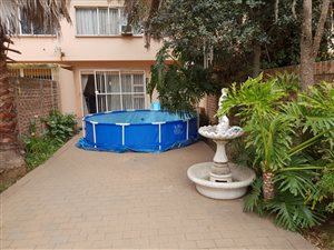 3 Bedroom Townhouse in Berton Park
