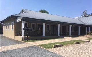 92 m² Commercial space in Kloof